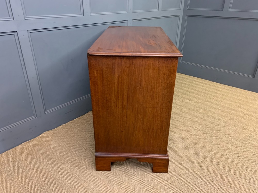 Georgian Mahogany Chest of Drawers View VIII