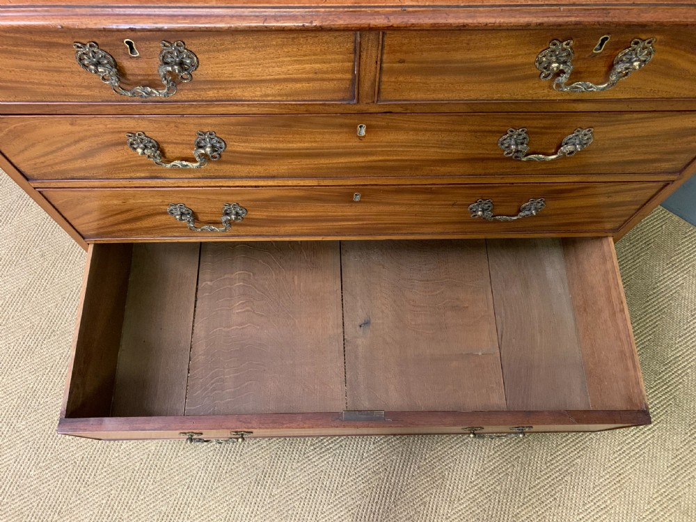 Georgian Mahogany Chest of Drawers View XI