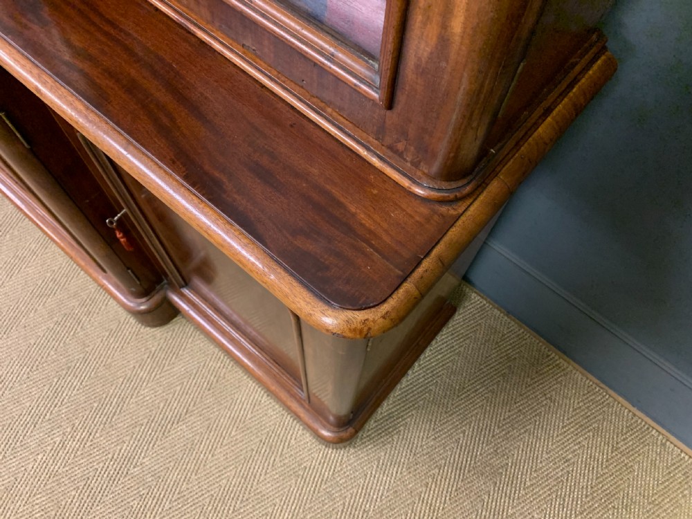 Victorian Mahogany Breakfront Bookcase View XIX