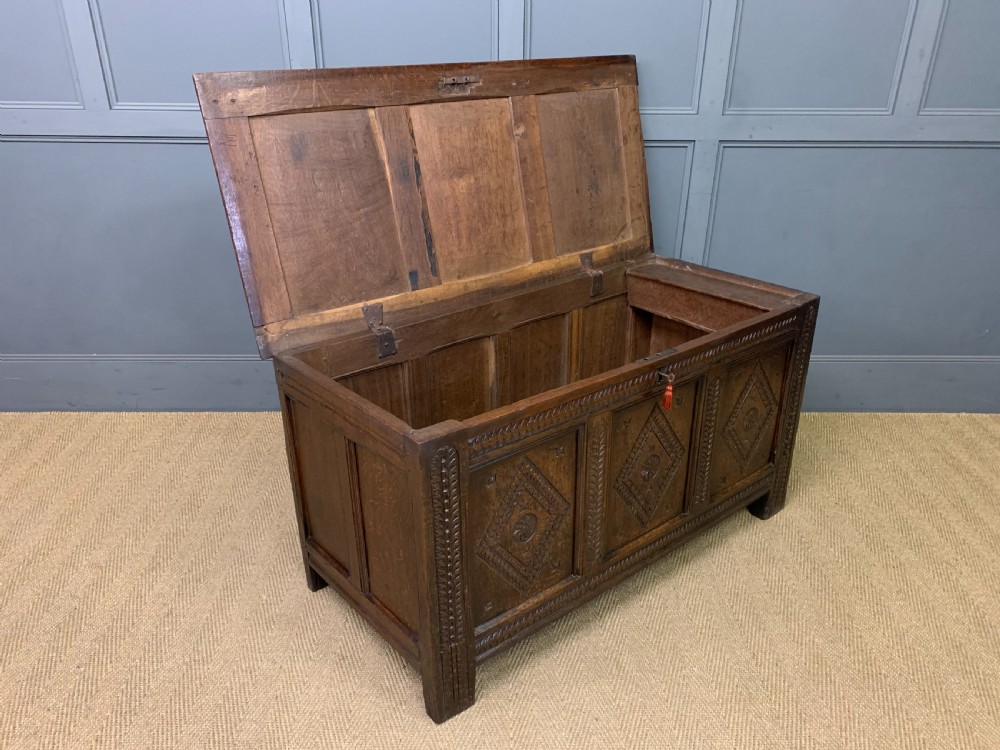 17th Century Oak Coffer View XI