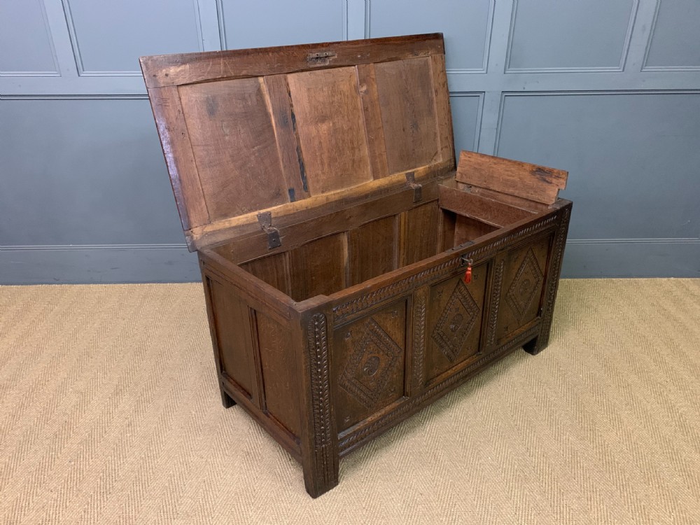 17th Century Oak Coffer View XV