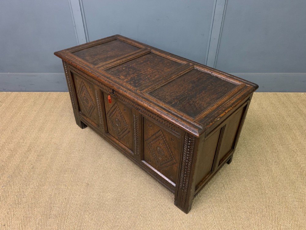 17th Century Oak Coffer View XVIII