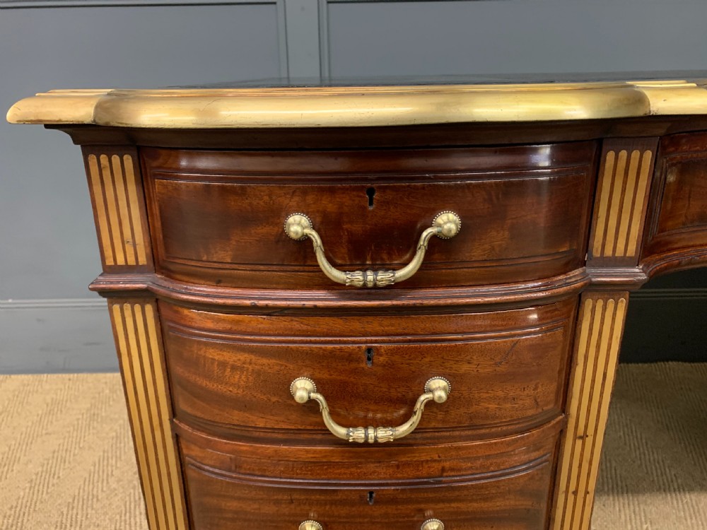 Fine Quality Brass Inlaid Mahogany Pedestal Desk View VII