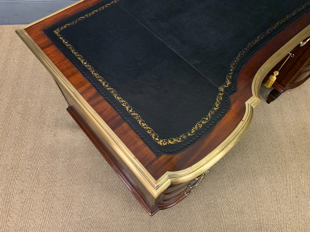 Fine Quality Brass Inlaid Mahogany Pedestal Desk View XV