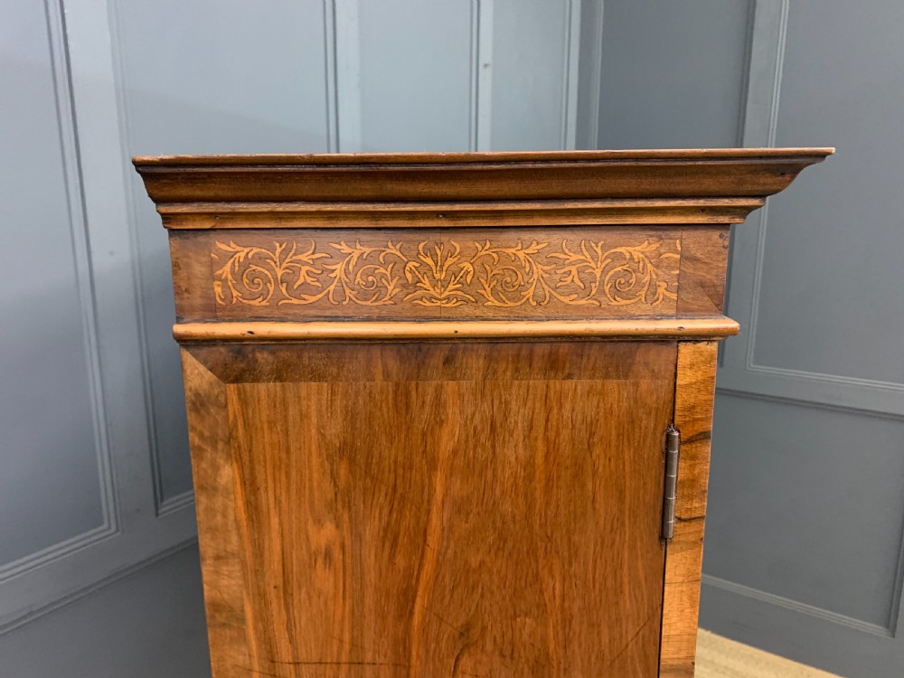 Marquetry Inlaid Burr Walnut Cabinet on Stand View XVII