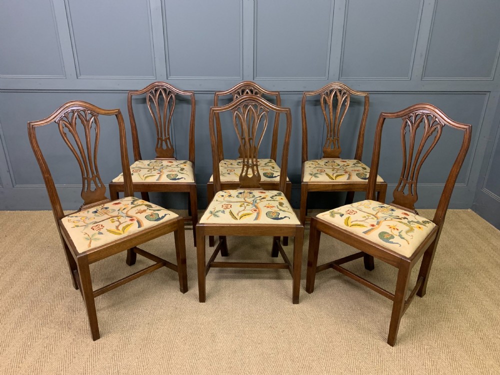 Set of 6 19th Century Mahogany Dining Chairs