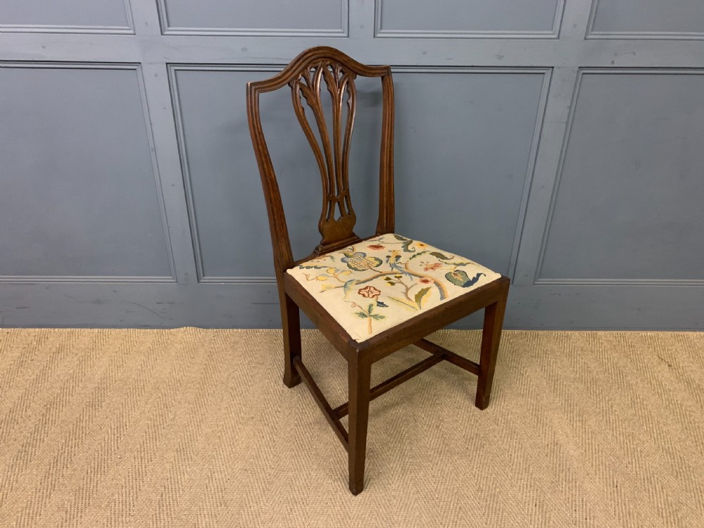 Set of 6 19th Century Mahogany Dining Chairs View VIII