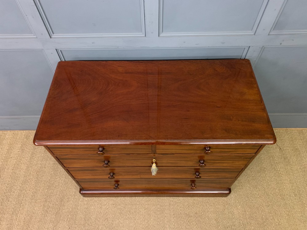 Gillows Mahogany Chest of Drawers View III