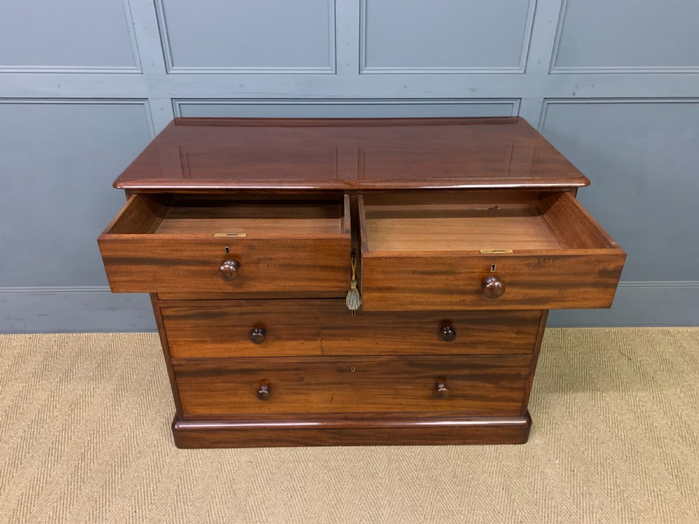 Gillows Mahogany Chest of Drawers View IV