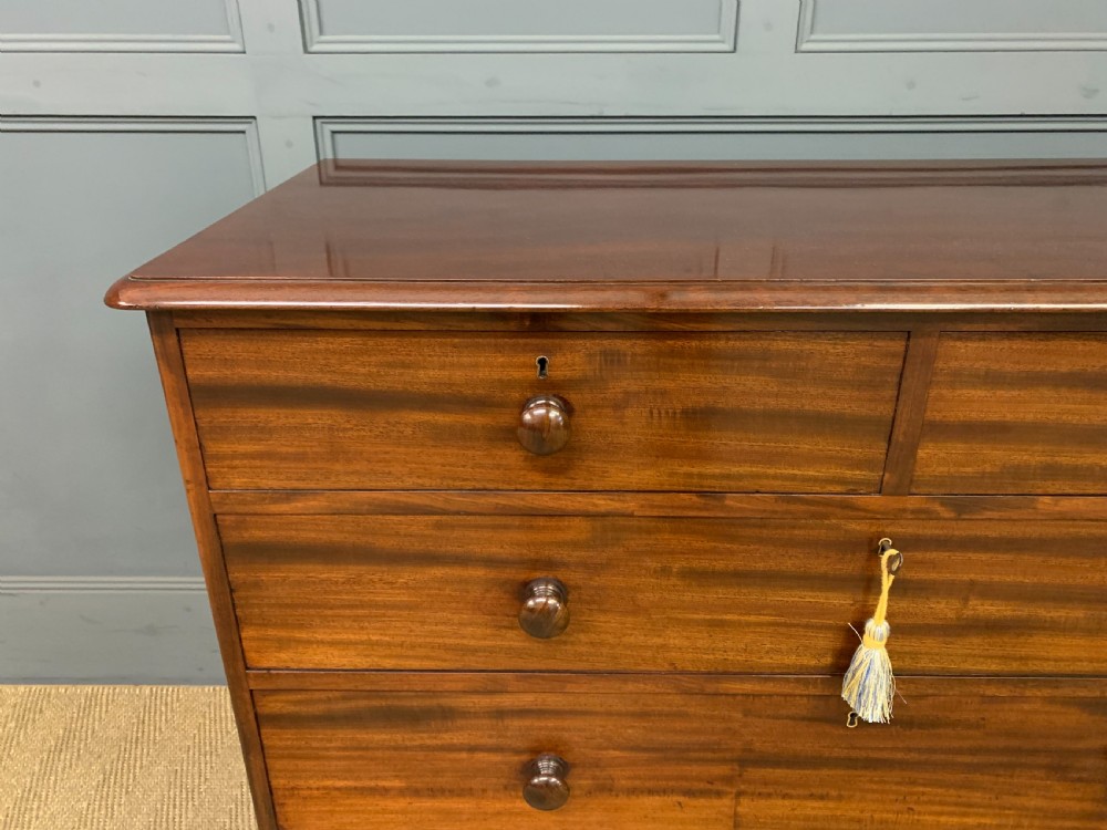 Gillows Mahogany Chest of Drawers View VIII