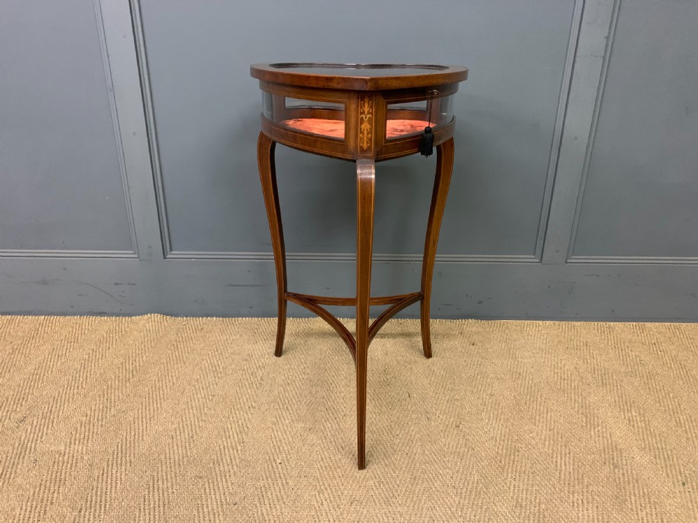 Inlaid Mahogany Heart Shaped Bijouterie Table View IV
