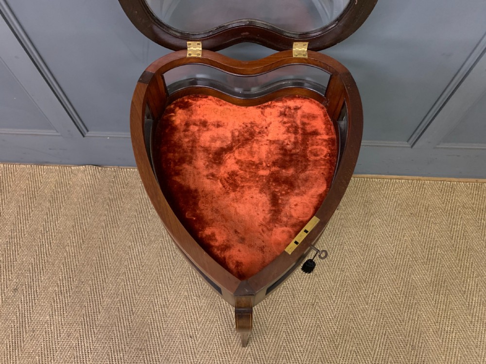 Inlaid Mahogany Heart Shaped Bijouterie Table View X