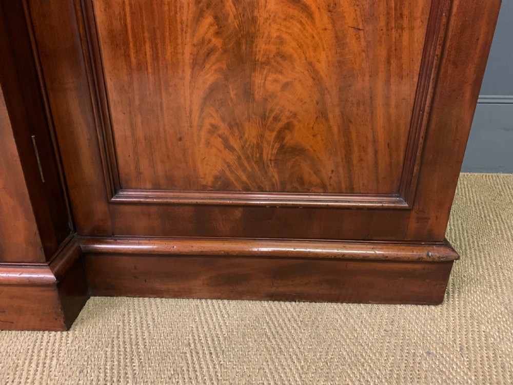 Imposing Victorian Mahogany Breakfront Bookcase View VII