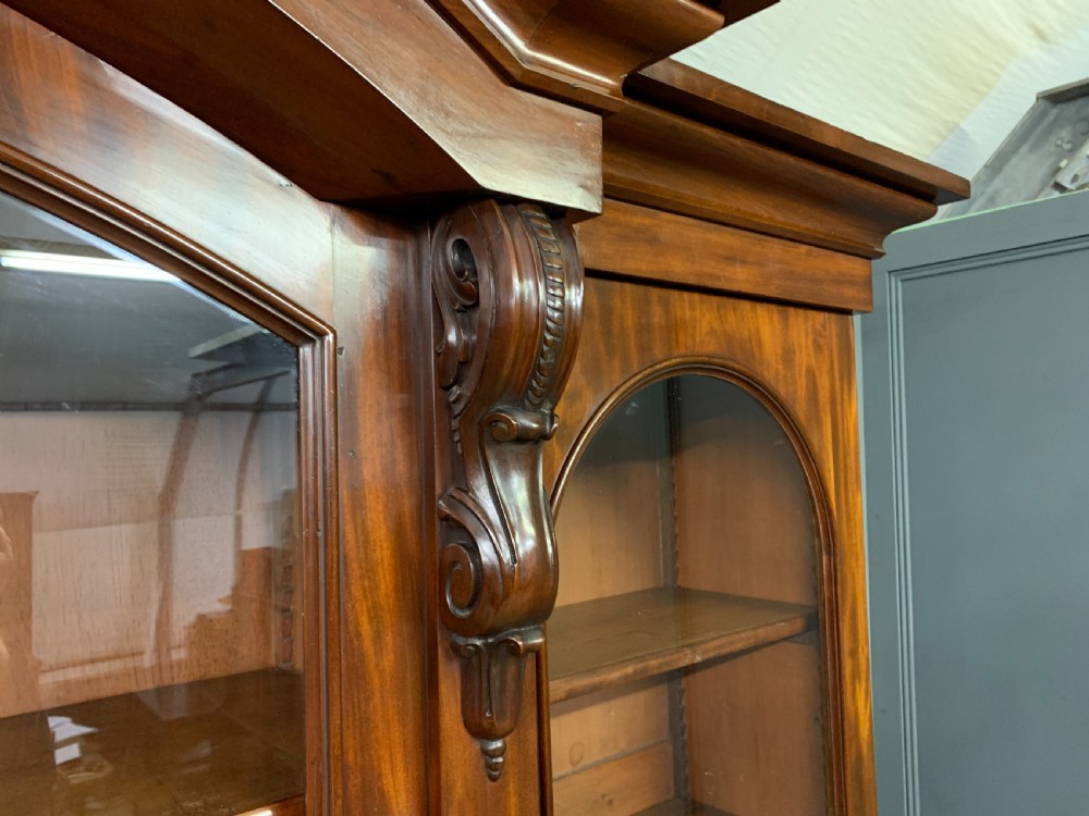 Imposing Victorian Mahogany Breakfront Bookcase View XI