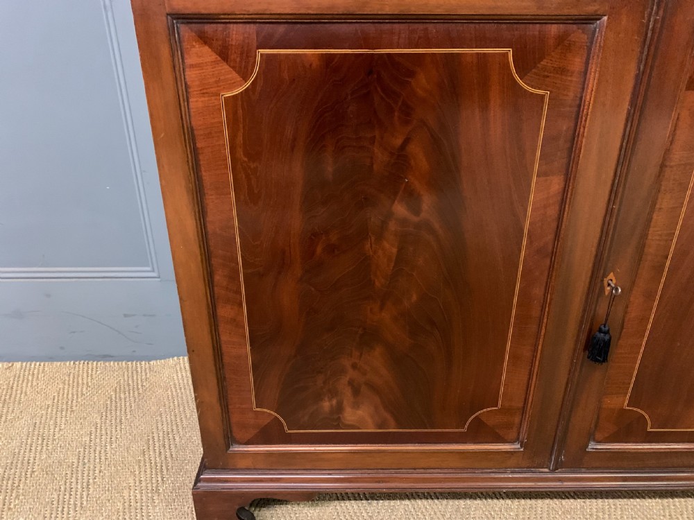 Edwardian Inlaid Mahogany Bookcase View IX