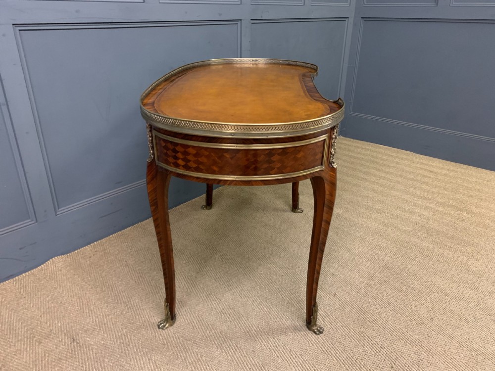 Fine Quality 19th Century French Bureau Plat View X