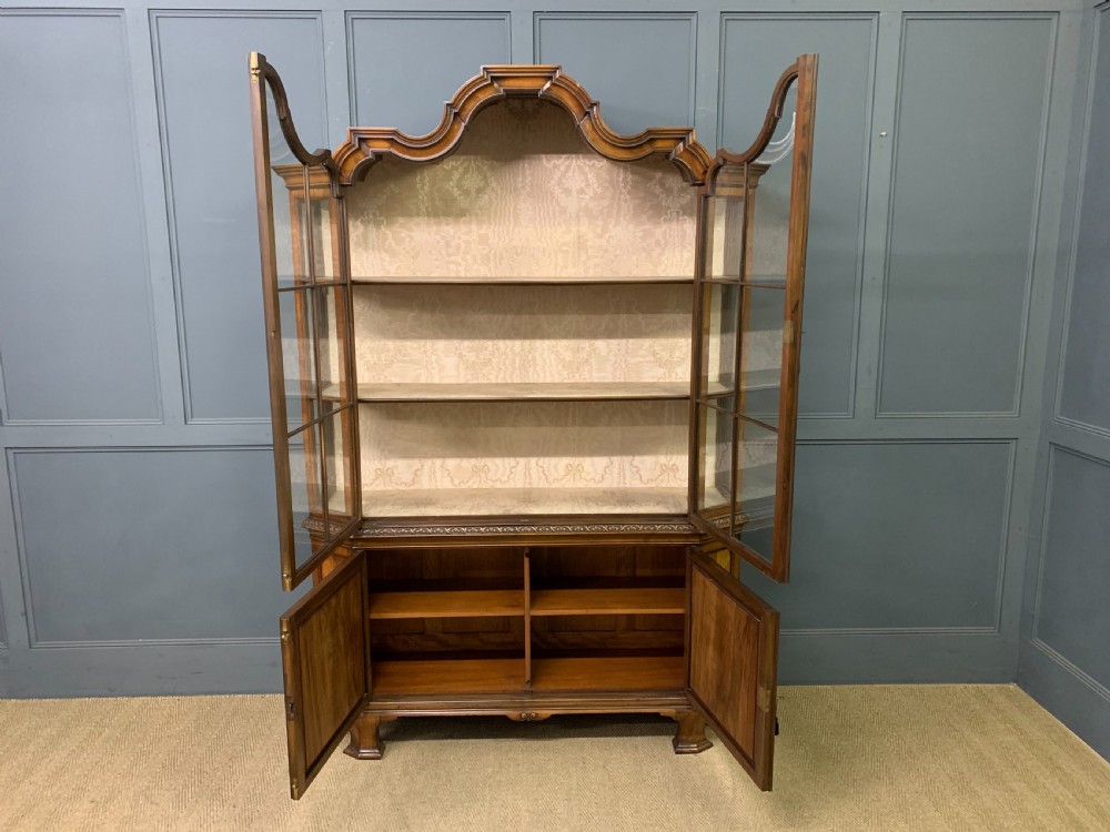 William and Mary Style Burr Walnut Cabinet View XV