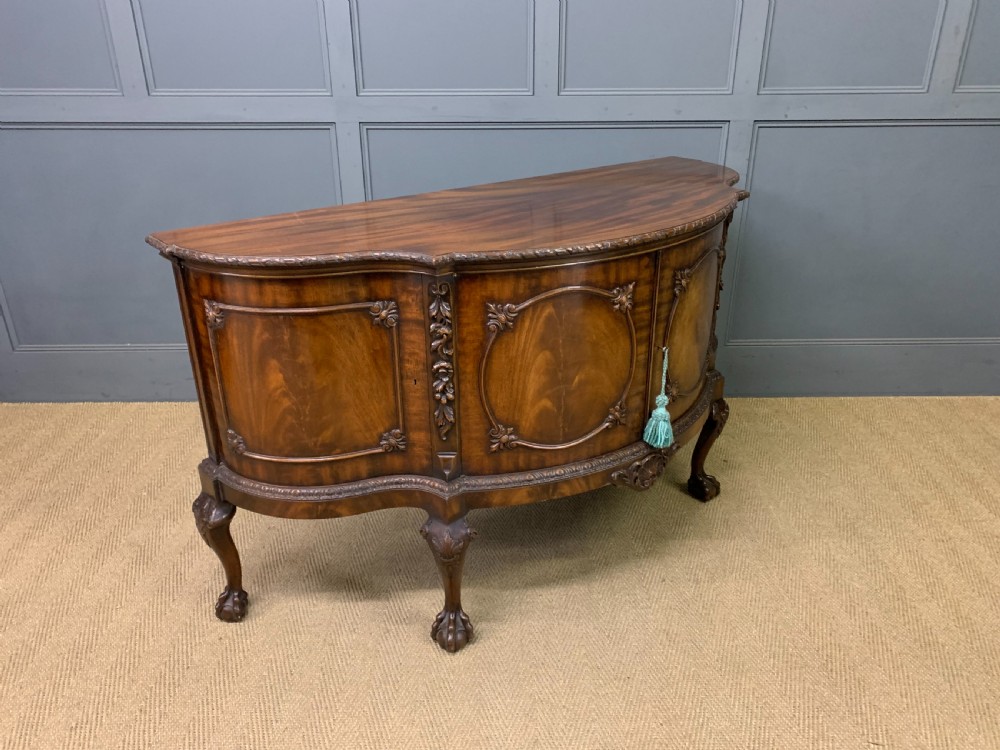 Chippendale Style Mahogany Commode by Gill & Reigate  View XIII
