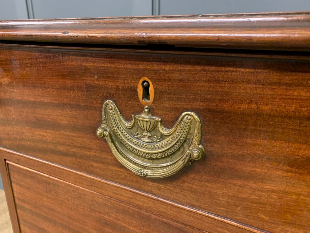 Georgian Mahogany Chest of Drawers View VI