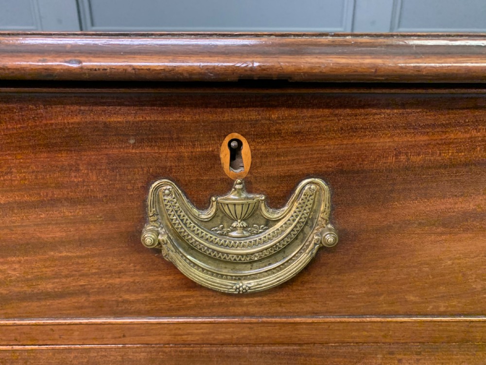 Georgian Mahogany Chest of Drawers View VII