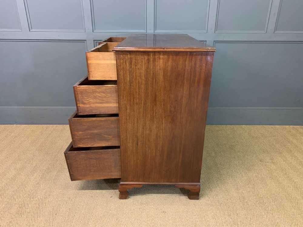 Georgian Mahogany Chest of Drawers View XVII