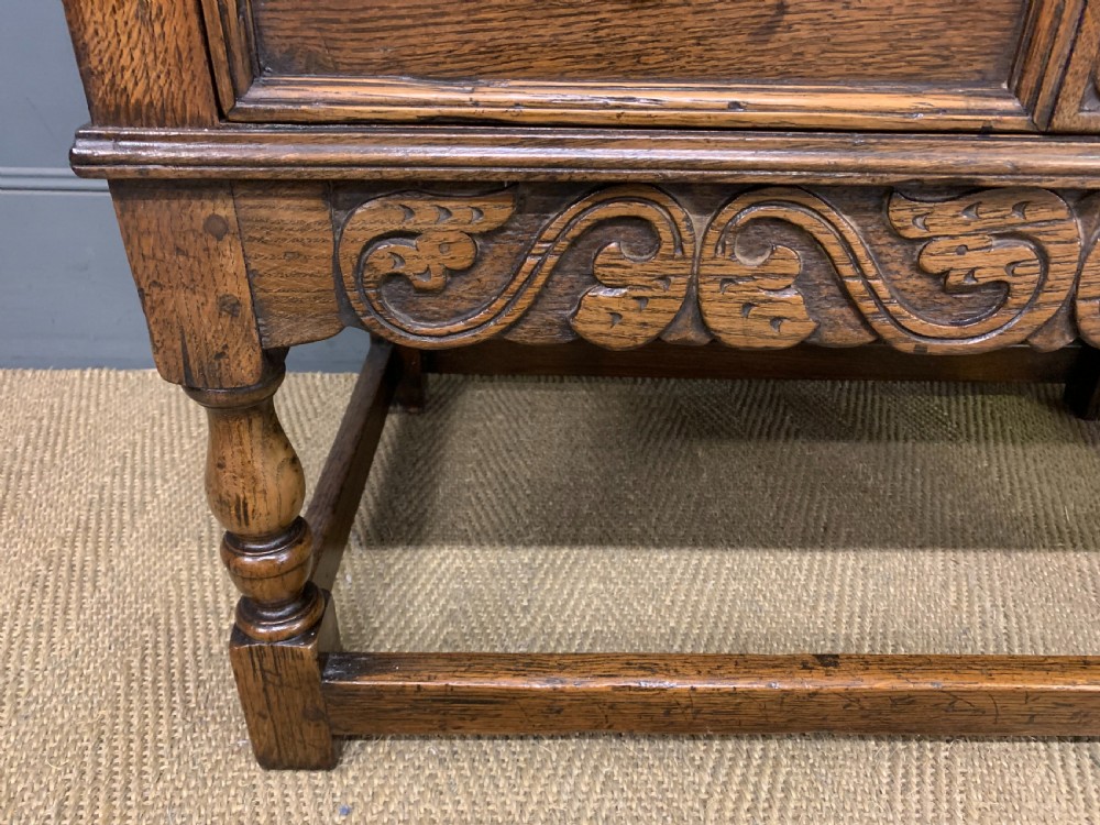 Oak Bureau View IV