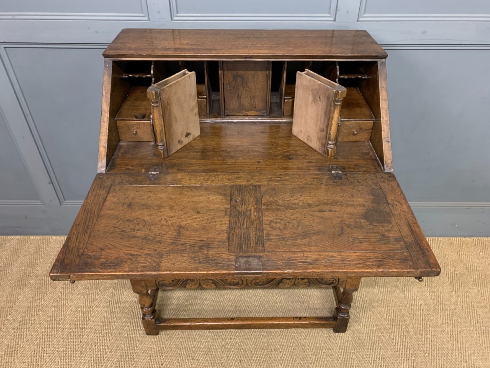 Oak Bureau View XII