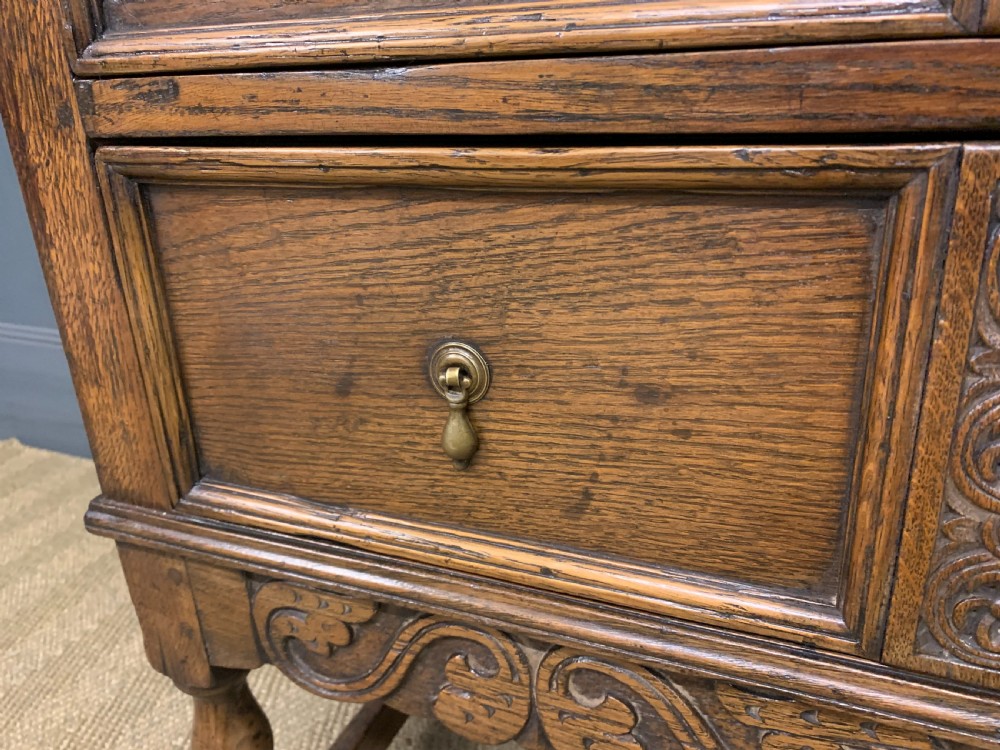 Oak Bureau View XIII
