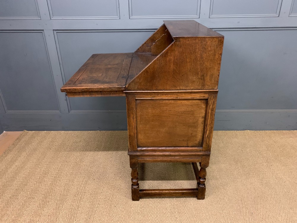 Oak Bureau View XVIII