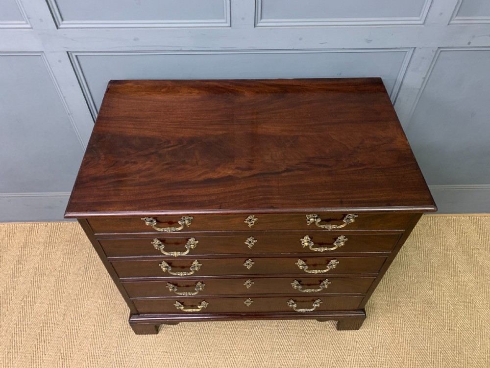 Georgian Mahogany Chest of Drawers View III