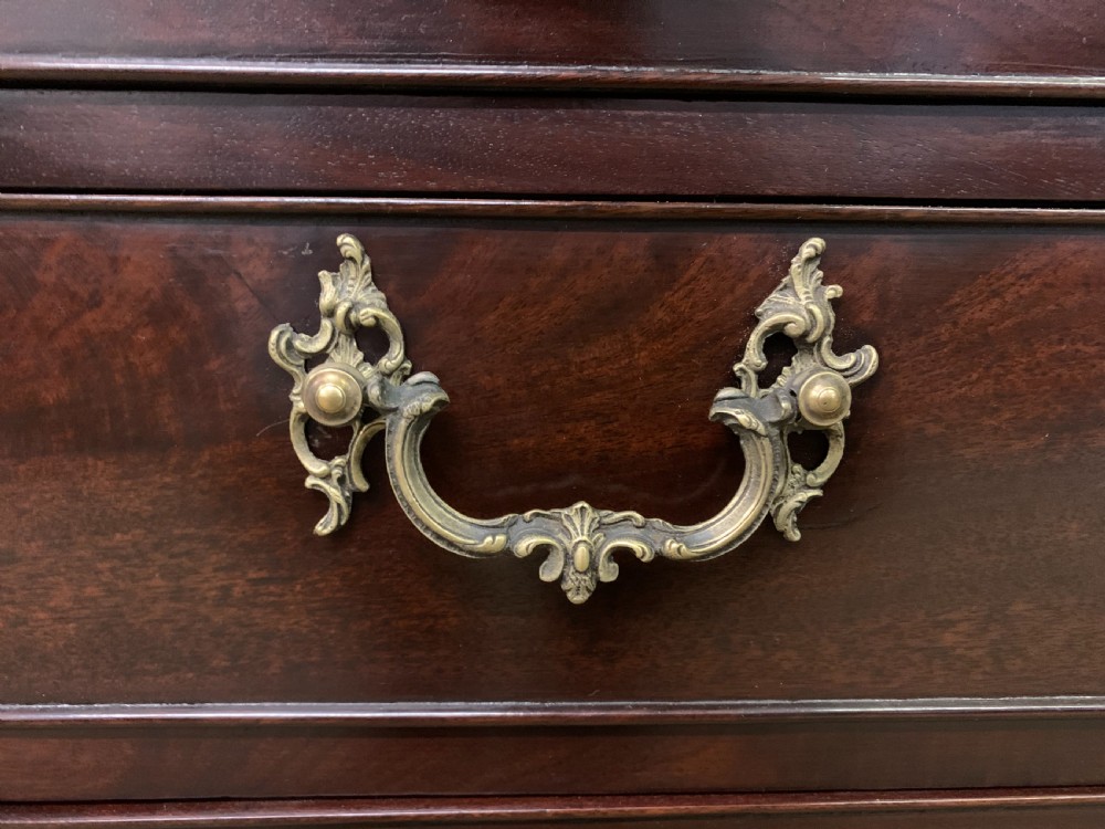 Georgian Mahogany Chest of Drawers View VI