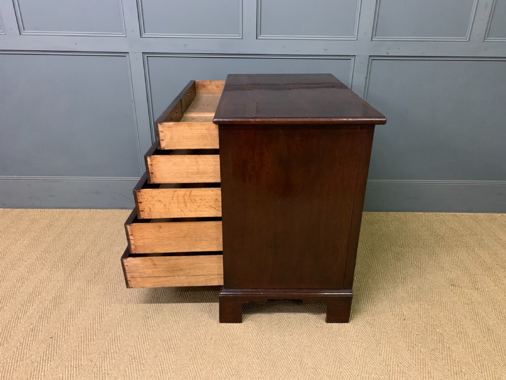 Georgian Mahogany Chest of Drawers View XIV