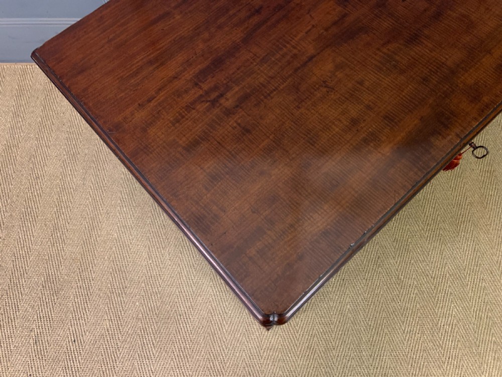 George III Mahogany Bachelors Chest of Drawers View XVI