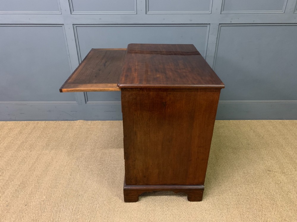 George III Mahogany Bachelors Chest of Drawers View XXII