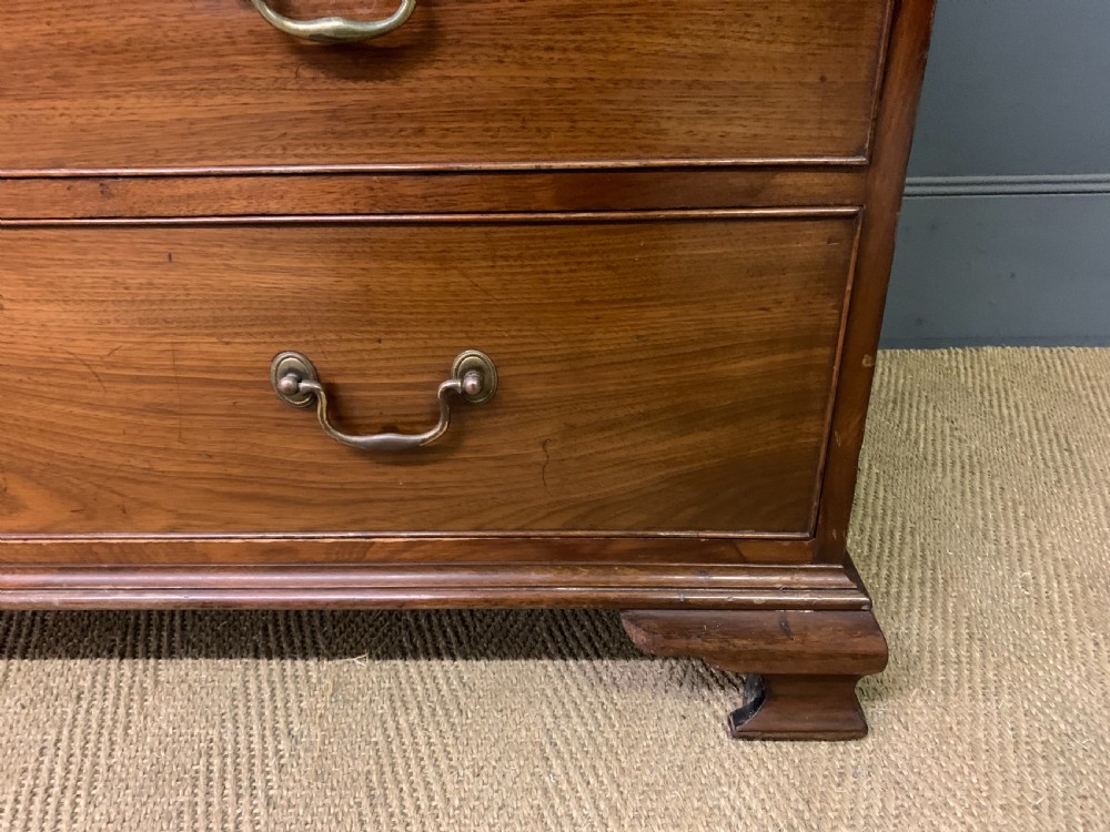 George III Mahogany Chest of Drawers View VIII
