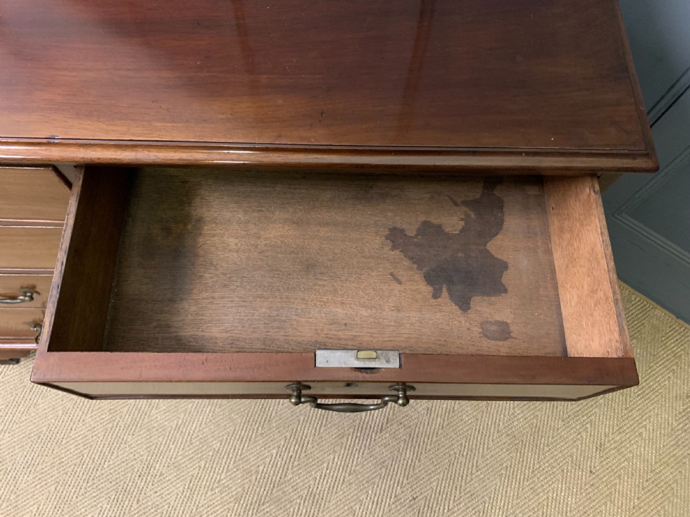 George III Mahogany Chest of Drawers View XV