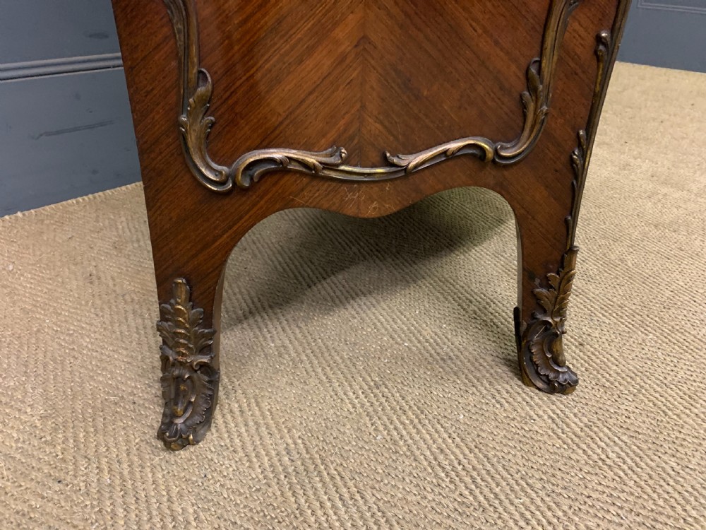 19th Century Vernis Martin Kingwood Meuble D'Appui View XIV