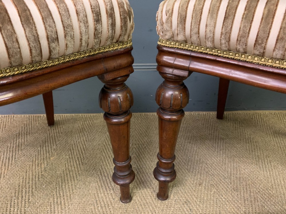Set of 8 Victorian Mahogany Chairs by Wylie & Lochhead View V