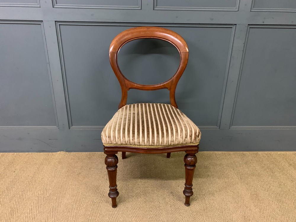 Set of 8 Victorian Mahogany Chairs by Wylie & Lochhead View VIII