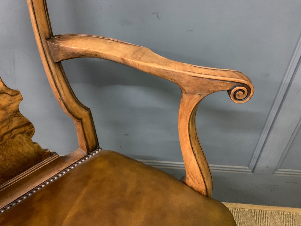 Waring & Gillow Set of 8 Queen Anne Style Chairs View XII