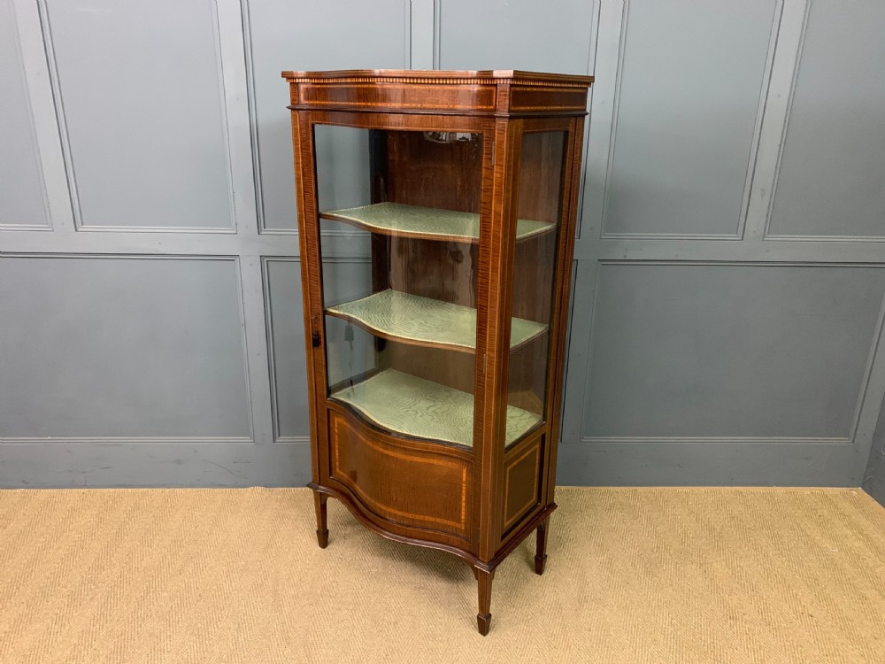 Serpentine Inlaid Mahogany Display Cabinet View XIII