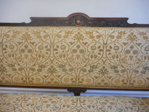 ANTIQUE VICTORIAN ROSEWOOD SOFA - ADDITIONAL PHOTO 1
