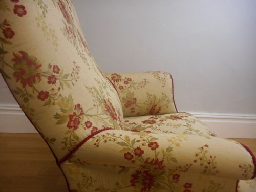 ANTIQUE ENGLISH VICTORIAN UPHOLSTERED ARMCHAIR CIRCA 1860 - ADDITIONAL PHOTO 10