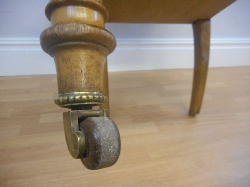 ANTIQUE VICTORIAN ARM CHAIR - ADDITIONAL PHOTO 7