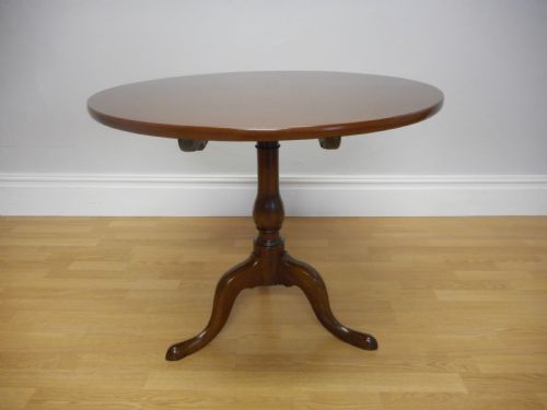 ANTIQUE GEORGIAN TRIPOD TABLE - ADDITIONAL PHOTO 1