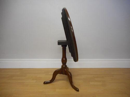 ANTIQUE GEORGIAN TRIPOD TABLE - ADDITIONAL PHOTO 3