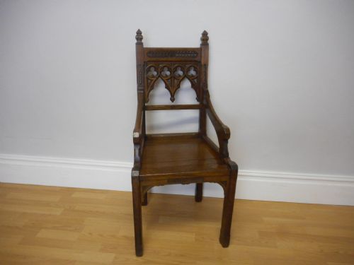 ANTIQUE GOTHIC ARM CHAIR - ADDITIONAL PHOTO 3