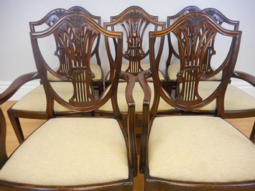 ANTIQUE SET OF 8 HEPPELWHITE DINNING CHAIRS - ADDITIONAL PHOTO 1