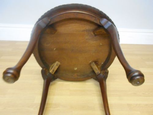 ANTIQUE COFFEE TABLE - ADDITIONAL PHOTO 9