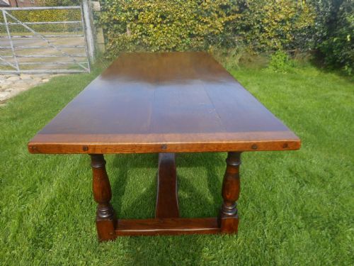 ANTIQUE OAK REFECTORY DINNING TABLE - ADDITIONAL PHOTO 2